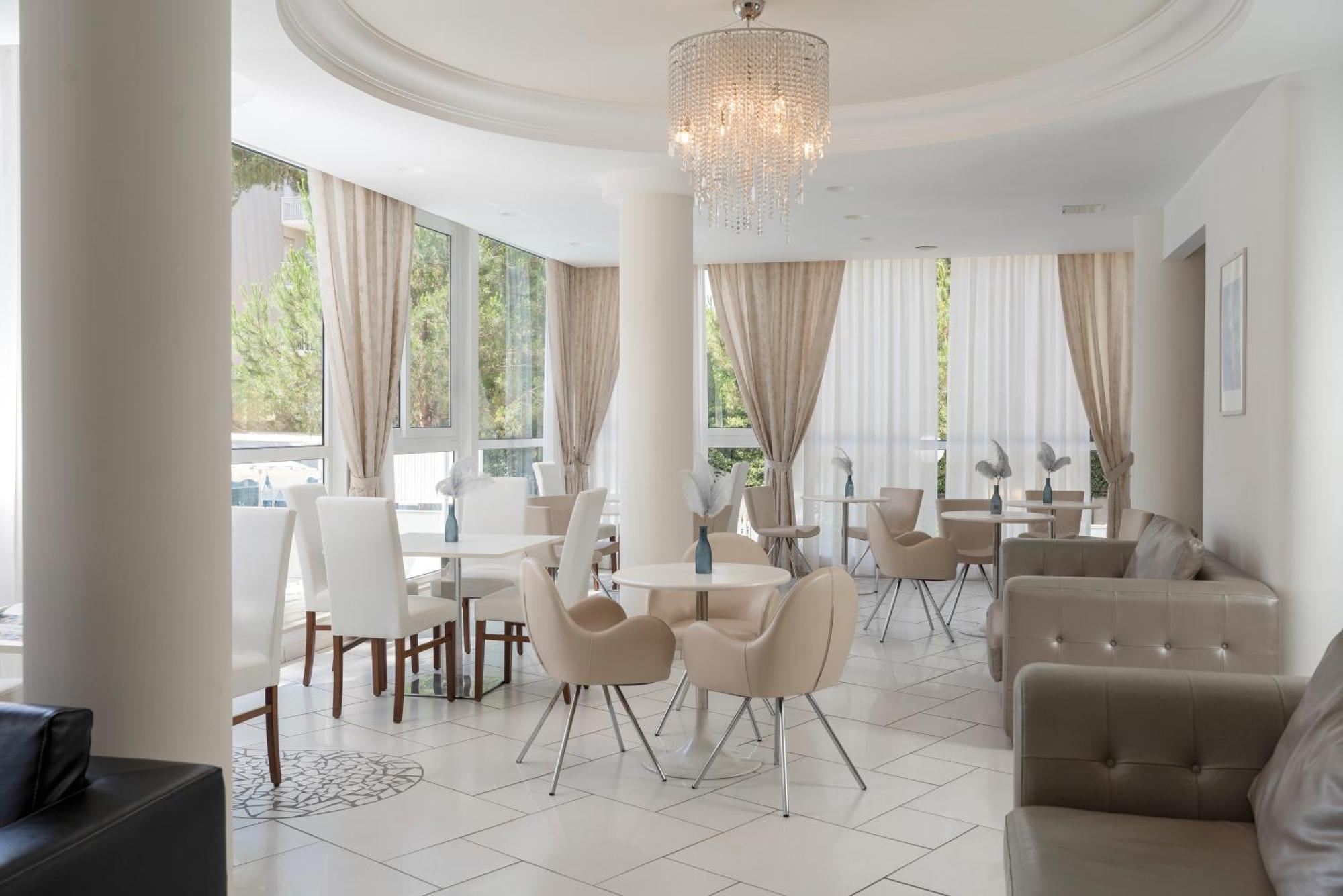 Hotel San Marco Milano Marittima Exterior foto